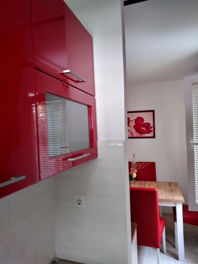 Apartments Mira Biograd Na Moru Ngoại thất bức ảnh